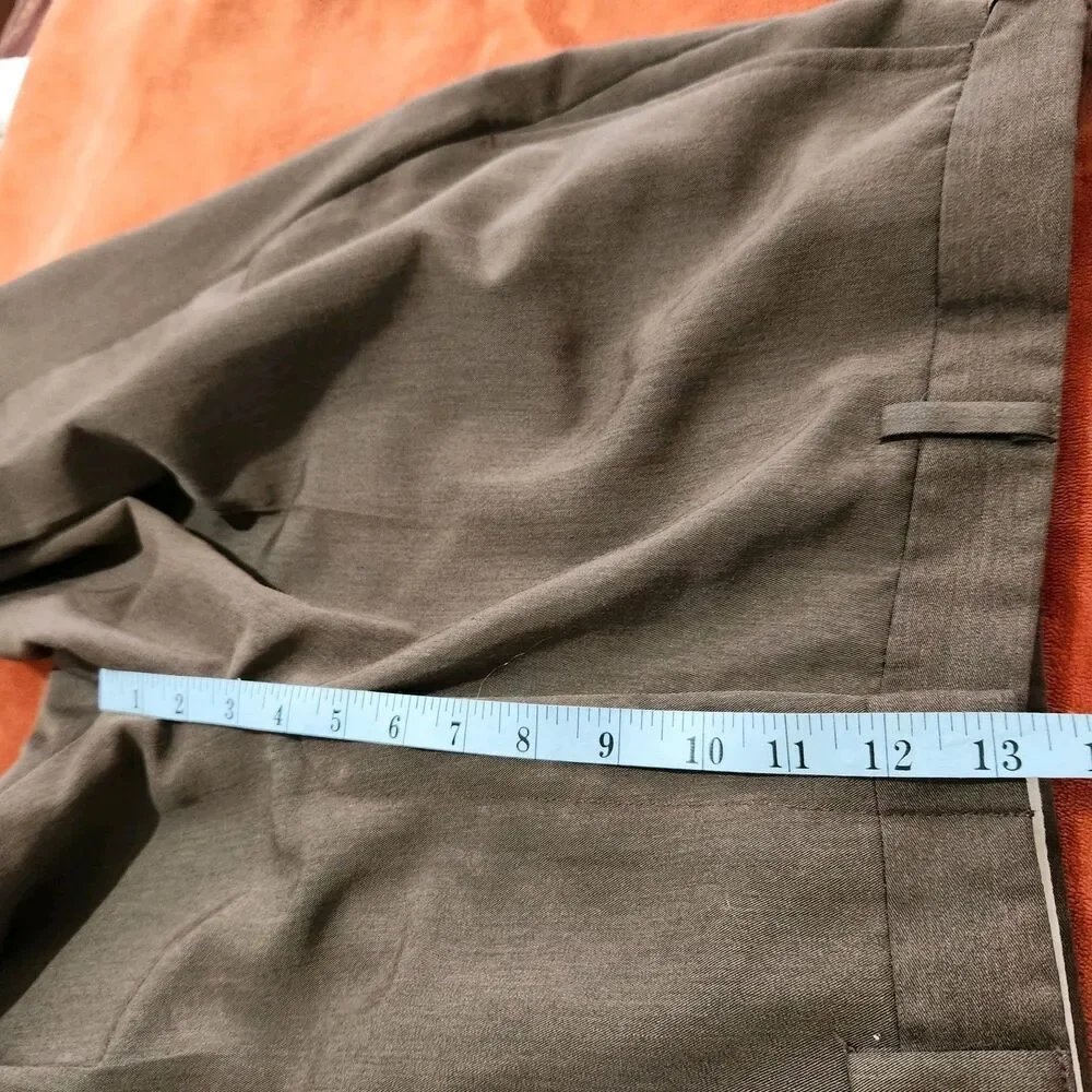 Haggar Dress Pants For Men Size 38x27 Brown Color Flat Front Black Label